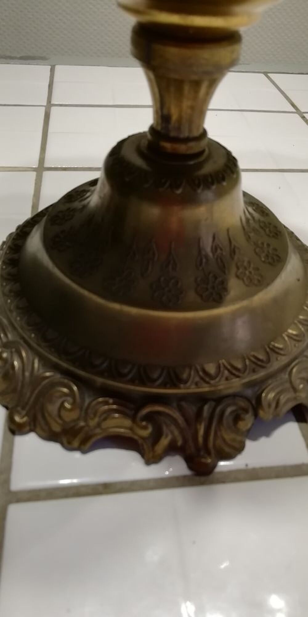 Lampe &agrave; poser vintage fleurs bleu Décoration