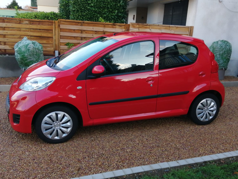 Peugeot 107 1.0e 12V 68ch BLUE LION Access