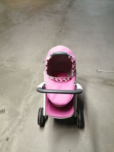 poussette landau pour fillette 3-4 ans 45 Les Ponts-de-C� (49)