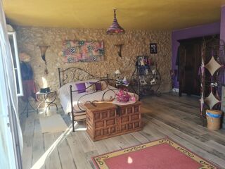  Propri�t�/ch�teau � vendre 10 pi�ces 250 m� Magalas