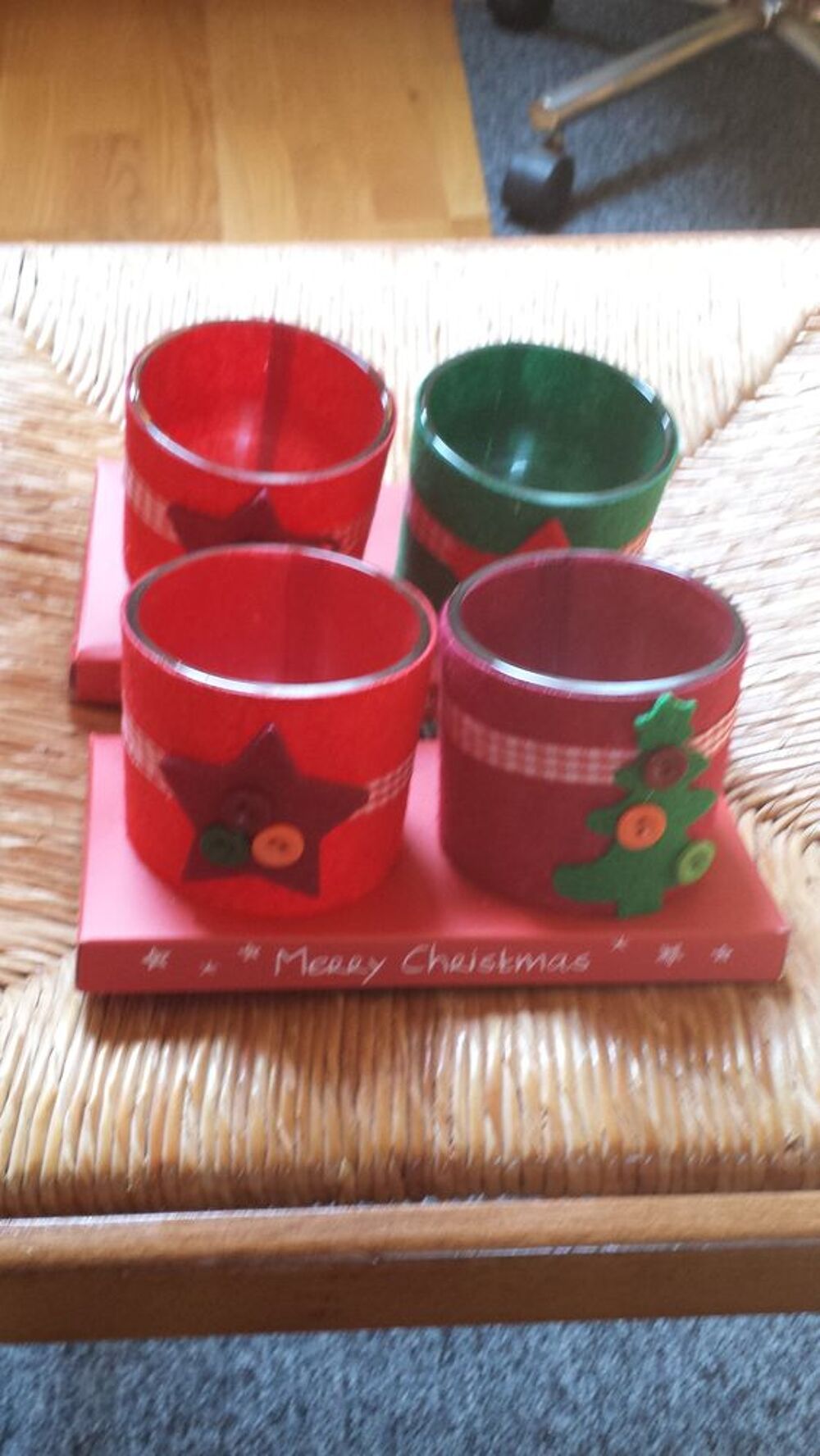 4 pots identiques en verre d&eacute;cor&eacute;s pour no&euml;l Décoration