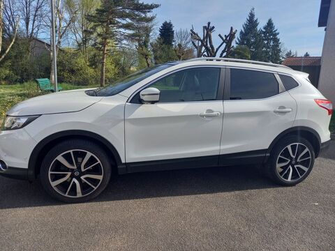 Nissan Qashqai 1.2 DIG-T 115 Tekna 2015 occasion Viriat 01440