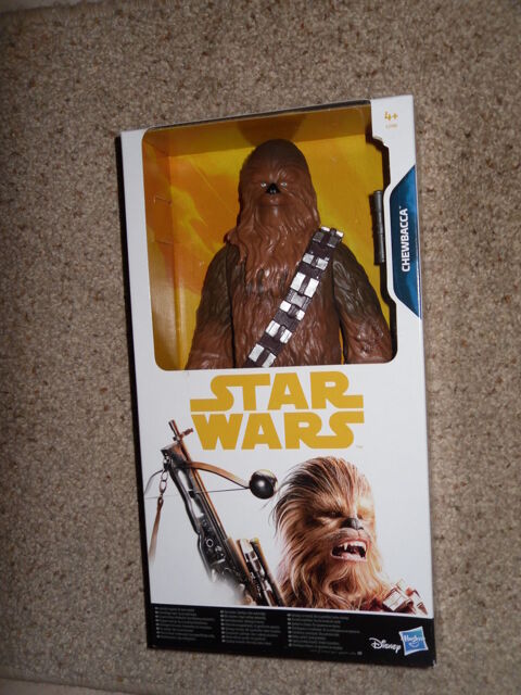 Figurine CHEWBACCA, Star Wars, 30 cm Neuf Disney 25 Neuville-de-Poitou (86)
