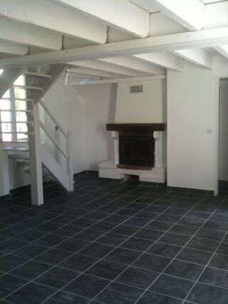  Maison à louer 3 pièces 85 m²