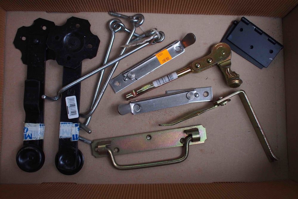PIECES DIVERSES POUR VOLET Bricolage