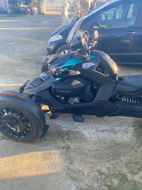 Moto CAN AM 2020 occasion Verqui&egrave;res 13670