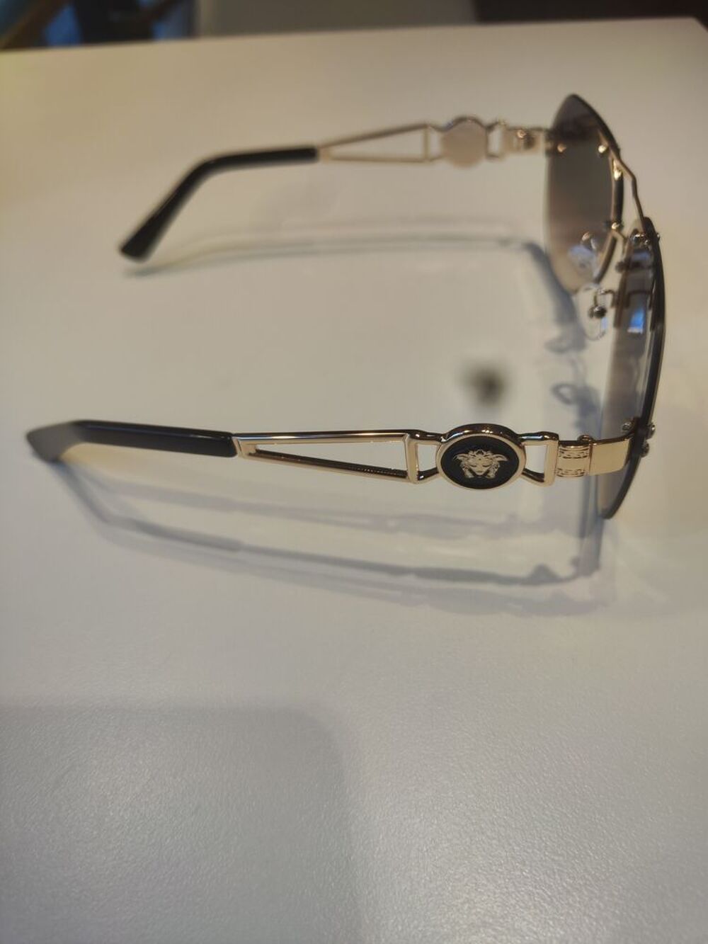 Lunettes de soleil Versace neuve Maroquinerie