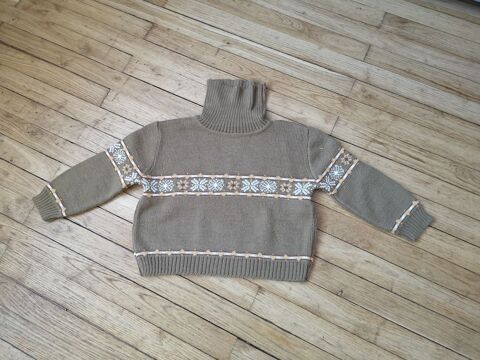 F 9 (38) - 3 ans - Pull marron  T.C.F.  3 Paris 13 (75)