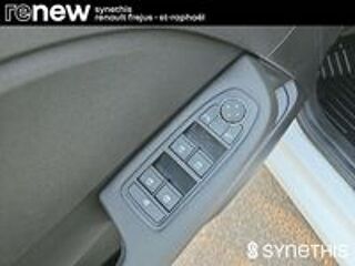 Clio V Clio E-Tech full hybrid 145 Evolution 2022 occasion 83600 Fr&eacute;jus