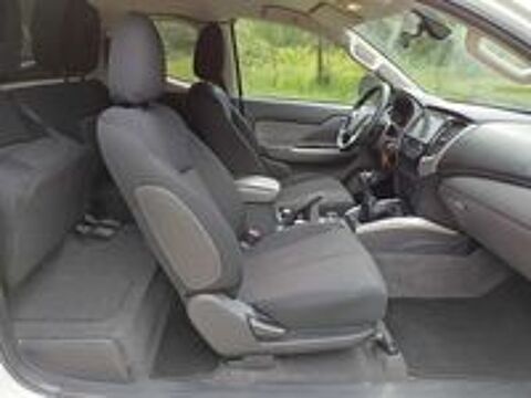 L200 DOUBLE CAB 2.4 DI-D 181 INTENSE CONNECT 2017 occasion 66300 Ponteilla