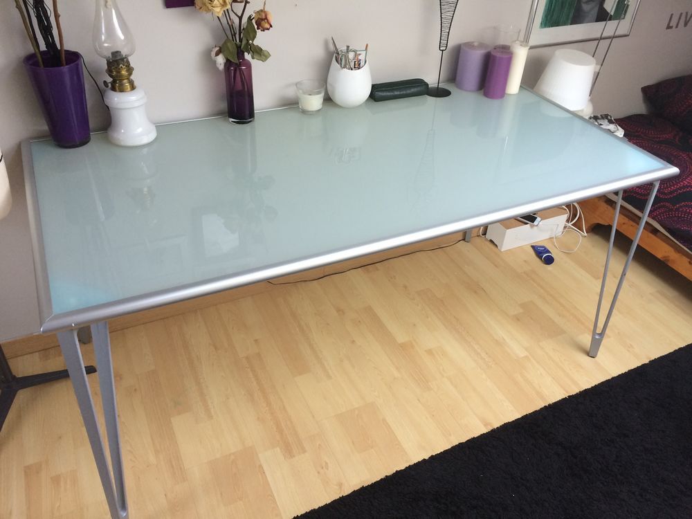 Table/bureau Meubles