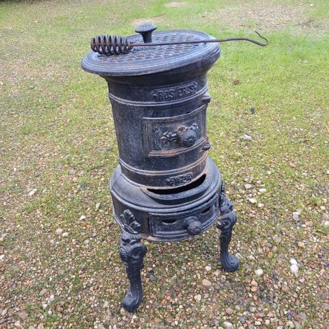 petit pole  bois 125 Vendeuvre-du-Poitou (86)