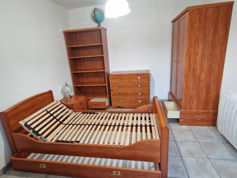 Chambre une personne 750 Fargues-Saint-Hilaire (33)