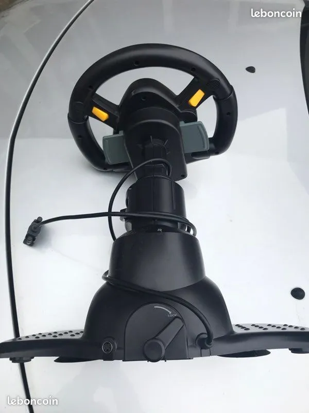 Volant Guillemot Consoles et jeux vidéos