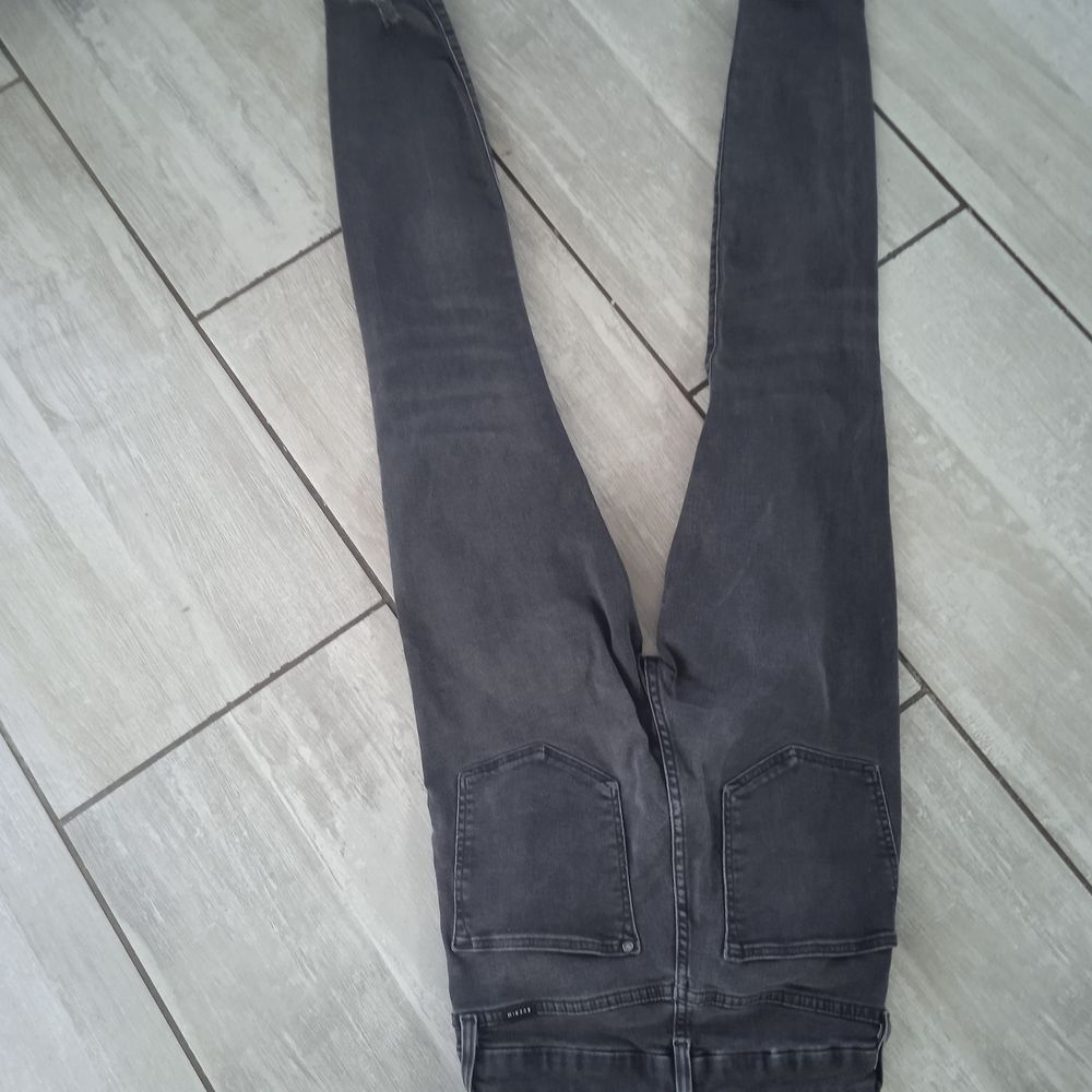 Jean denim noir super skinny taille XS longueur de jambes 94 Vêtements