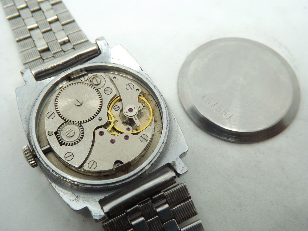 Tr&egrave;s rare montre russe Pobeda jubil&eacute; 60 ans 1922-1982 Bijoux et montres