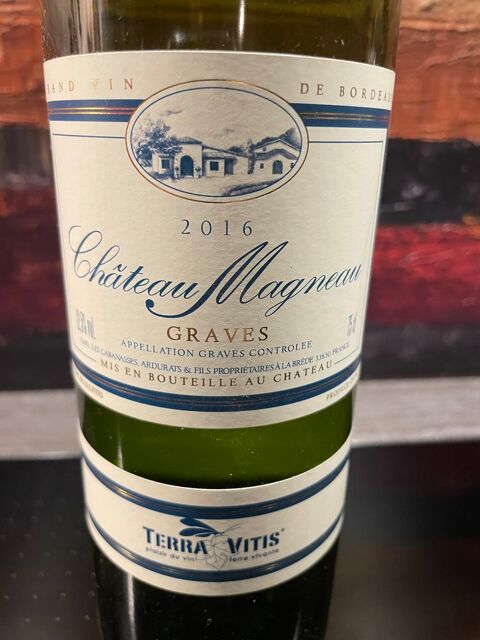1 Bt Chateau MAGNEAU 2016 Graves Blanc Vigneux-sur-Seine (91)