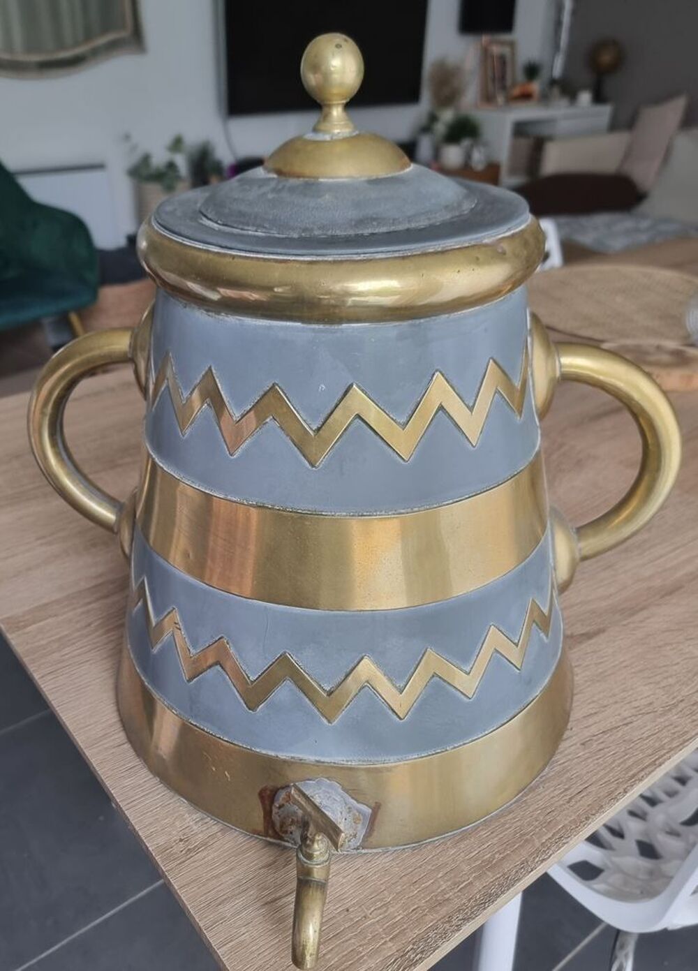Distributeur de boisson ancien design ann&eacute;e 1950/1960 Décoration