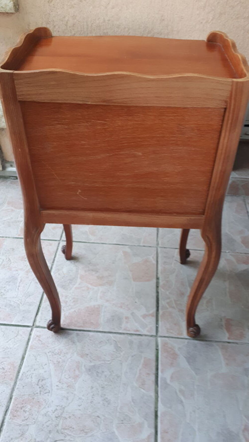 Table de chevet en merisier style Louis XV Meubles