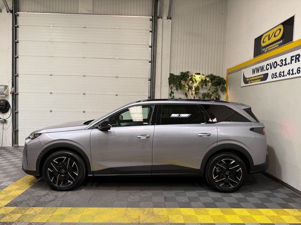 5008 PEUGEOT III 1.2 HYBRID 145 ALLURE E-DCS6 2024 occasion 31100 Toulouse