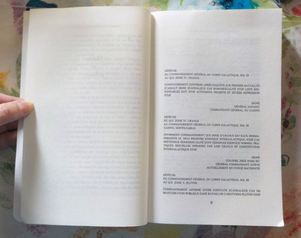 COMMENT VOYAGER AVEC UN SAUMON Nouveaux pastiches et postich Livres et BD