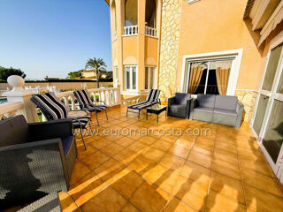  Villa � vendre 7 pi�ces 510 m� Santa pola