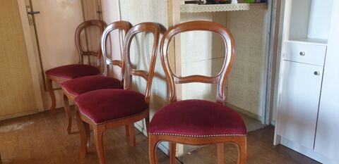 lot de 4 chaises 120 Saint-Lon-sur-l'Isle (24)