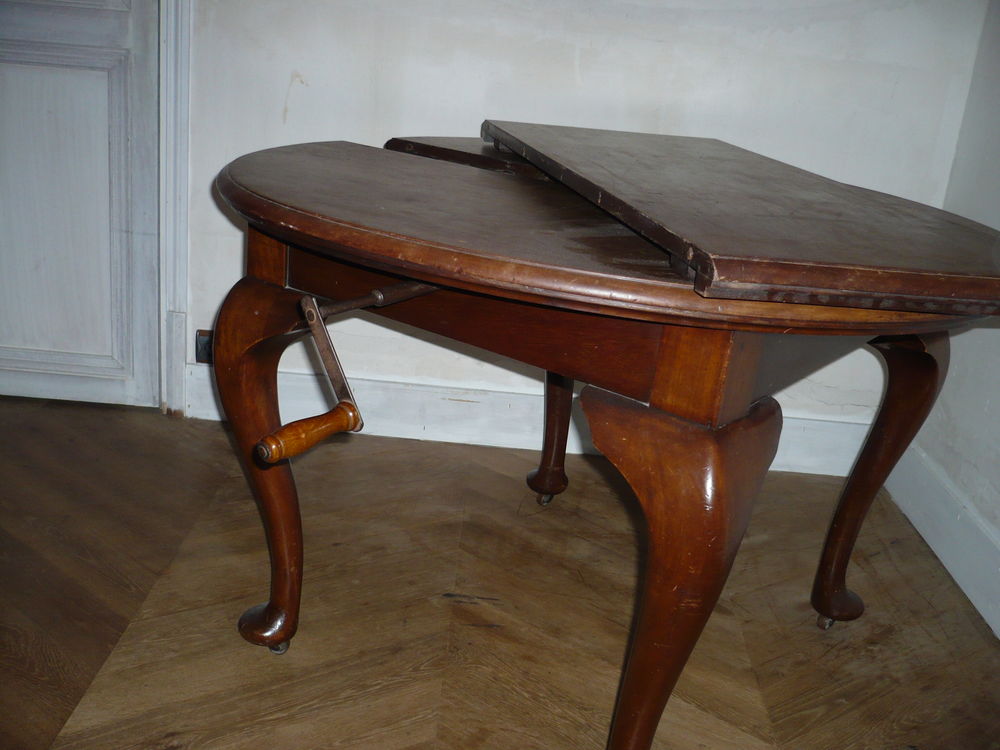 Table Chippendale, acajou Meubles
