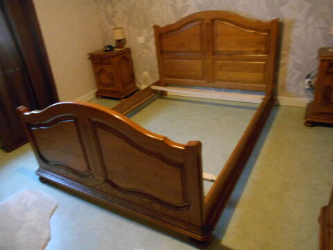 LIT EN CH�NE MASSIF Salvizinet (42)