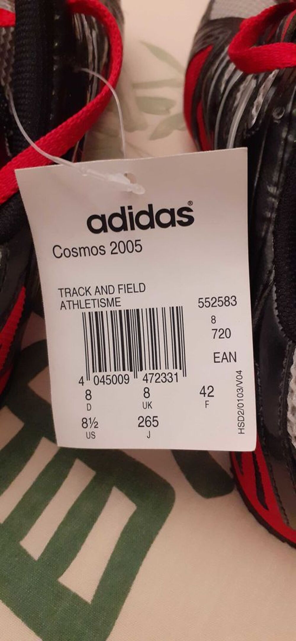 chaussures d'athl&eacute;tisme T41 adidas Sports