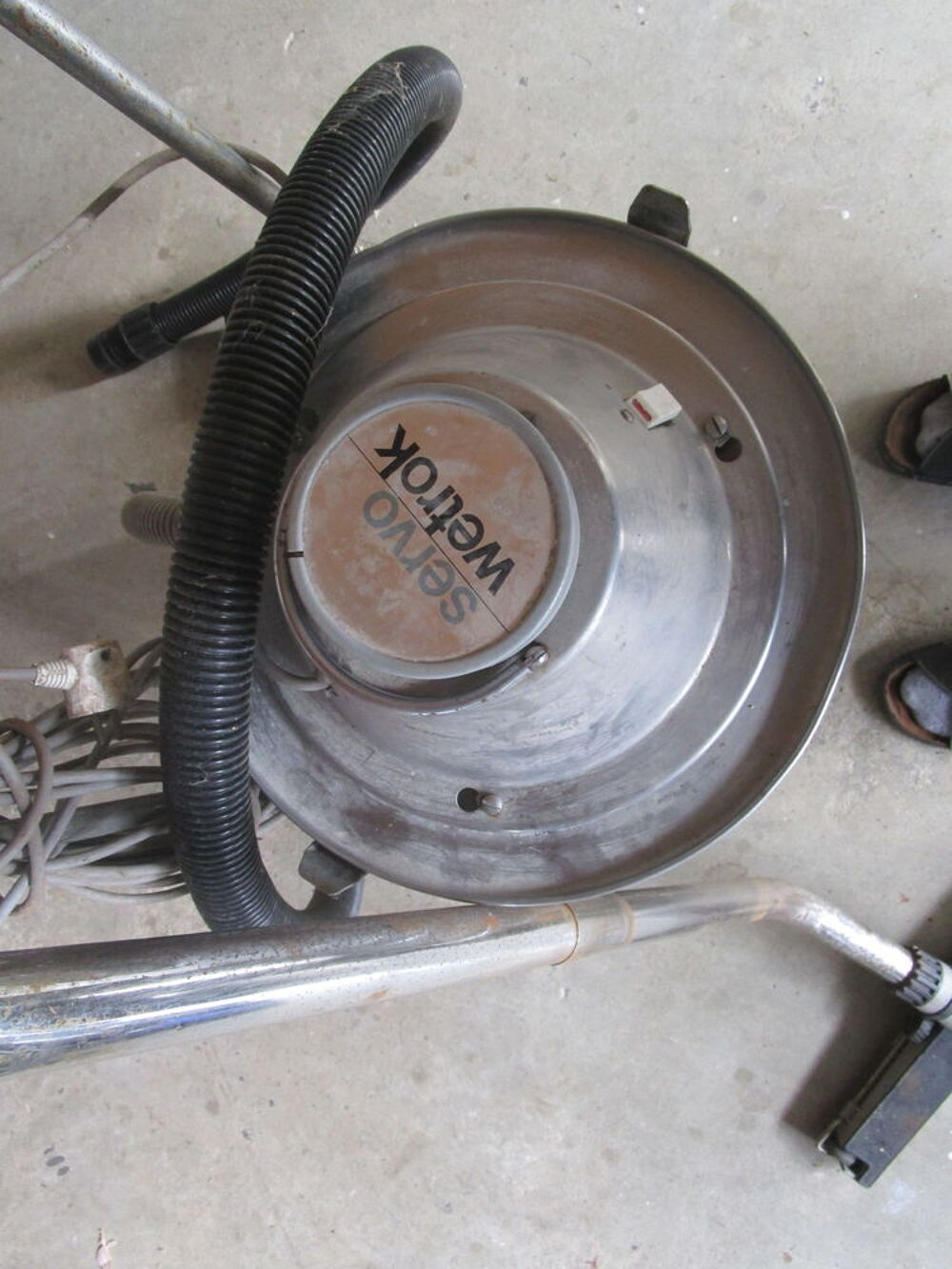 "ASPIRATEUR A EAU" marque SERVO WETROK Cuisine
