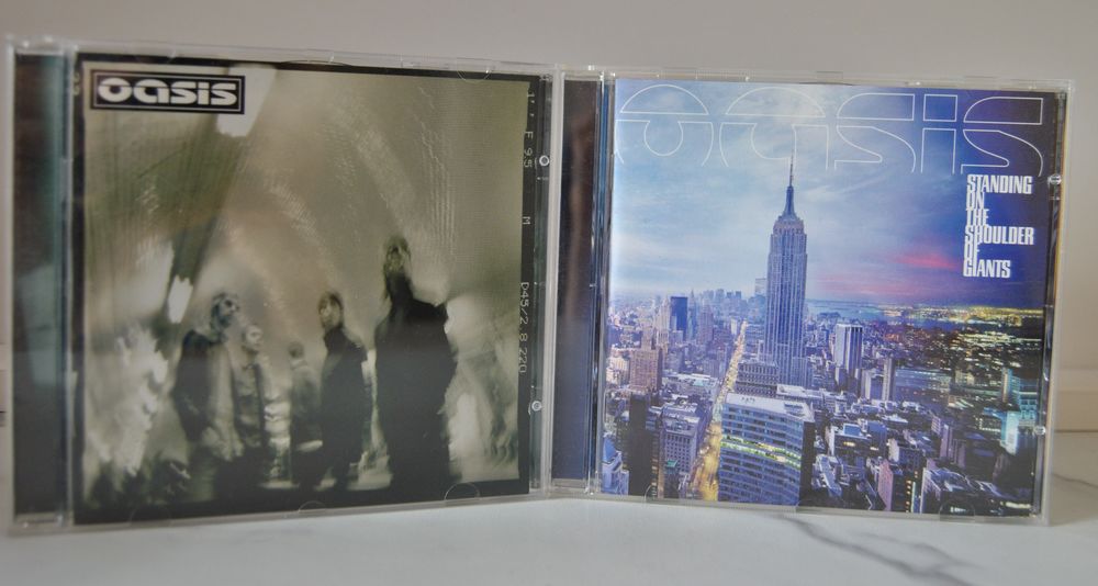6 CD OASIS CD et vinyles