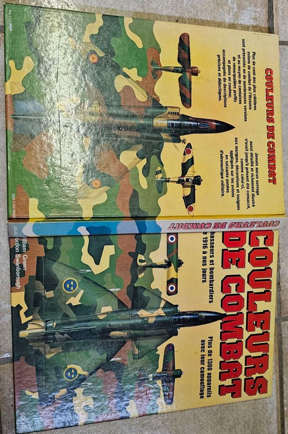 avions couleurs de combat Livres et BD