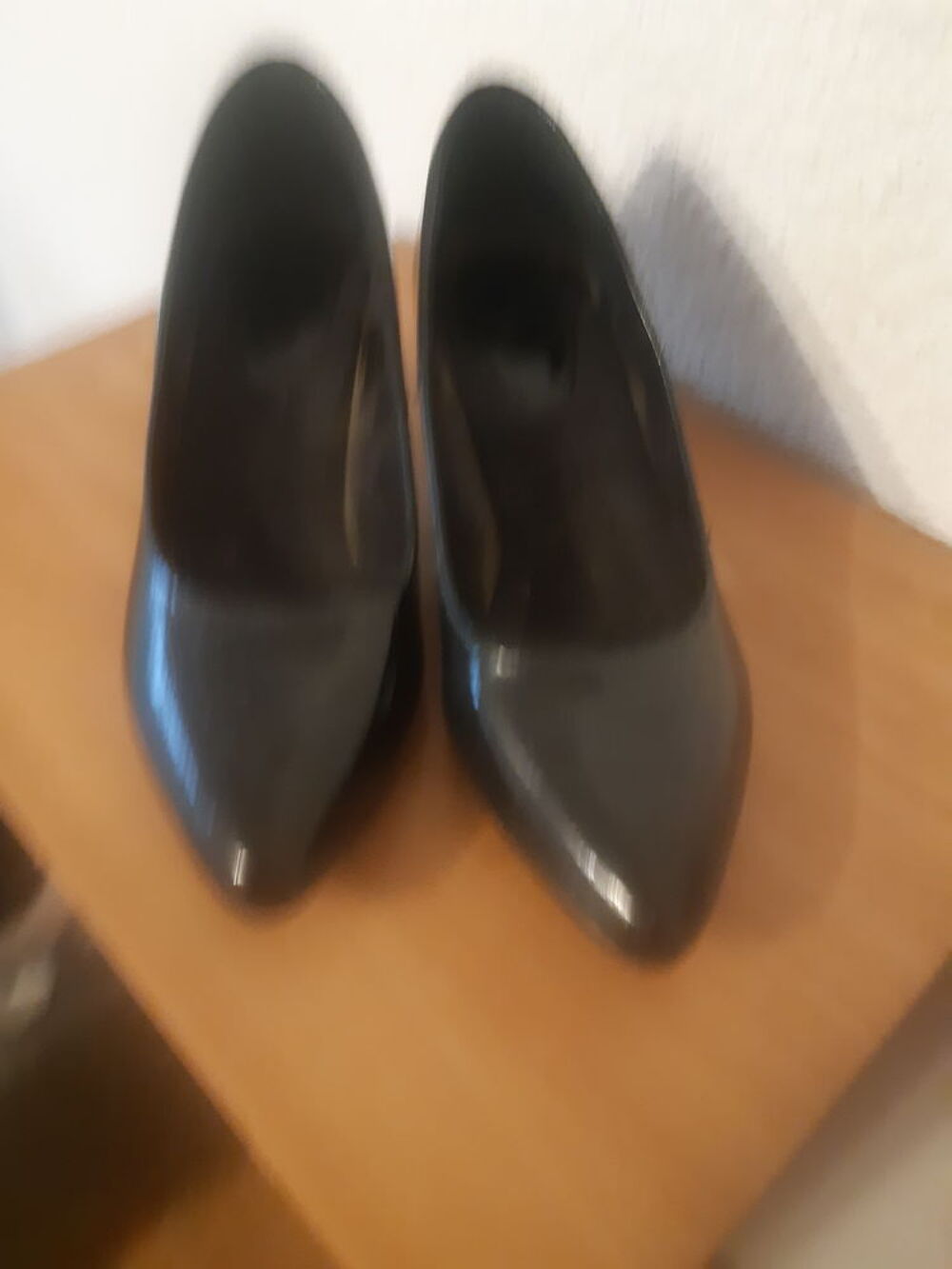 Chaussure &agrave; talon femme lot de 3 taille 39 Chaussures