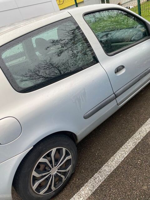 Renault clio ii Clio 1.2i 16V Authentique