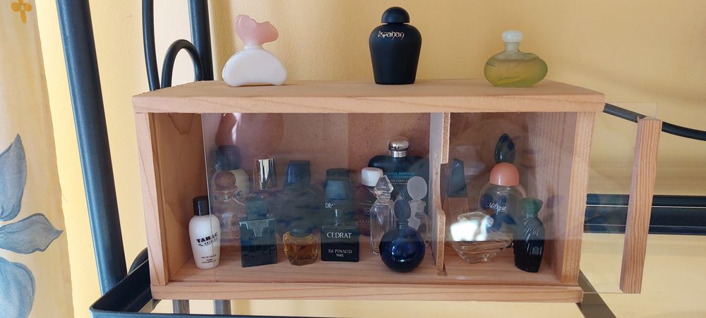 flacons de parfum miniatures 