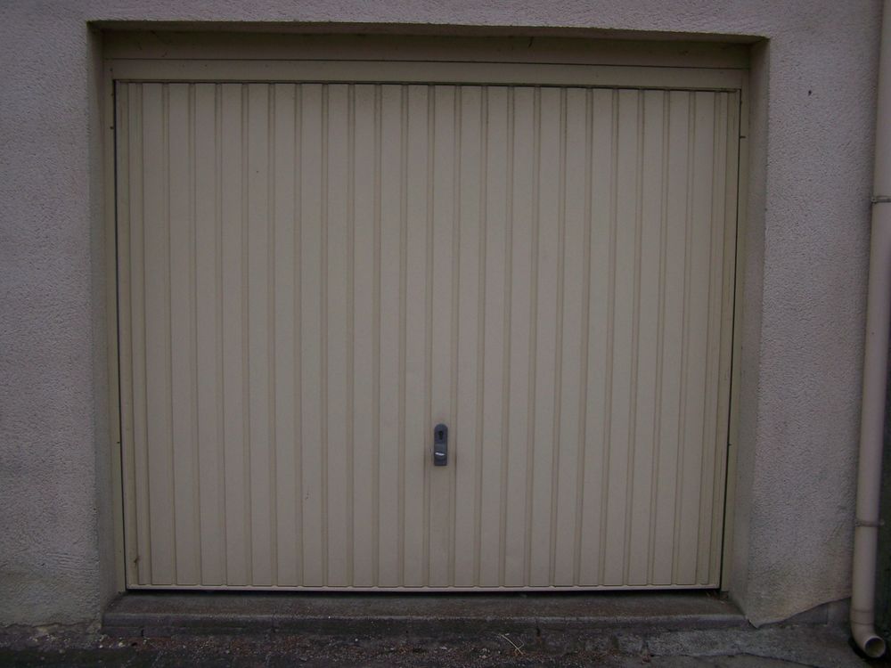 Location Parking/Garage Garage à Eu L: 5m 20 X 3m 50 - idéal stockage Eu