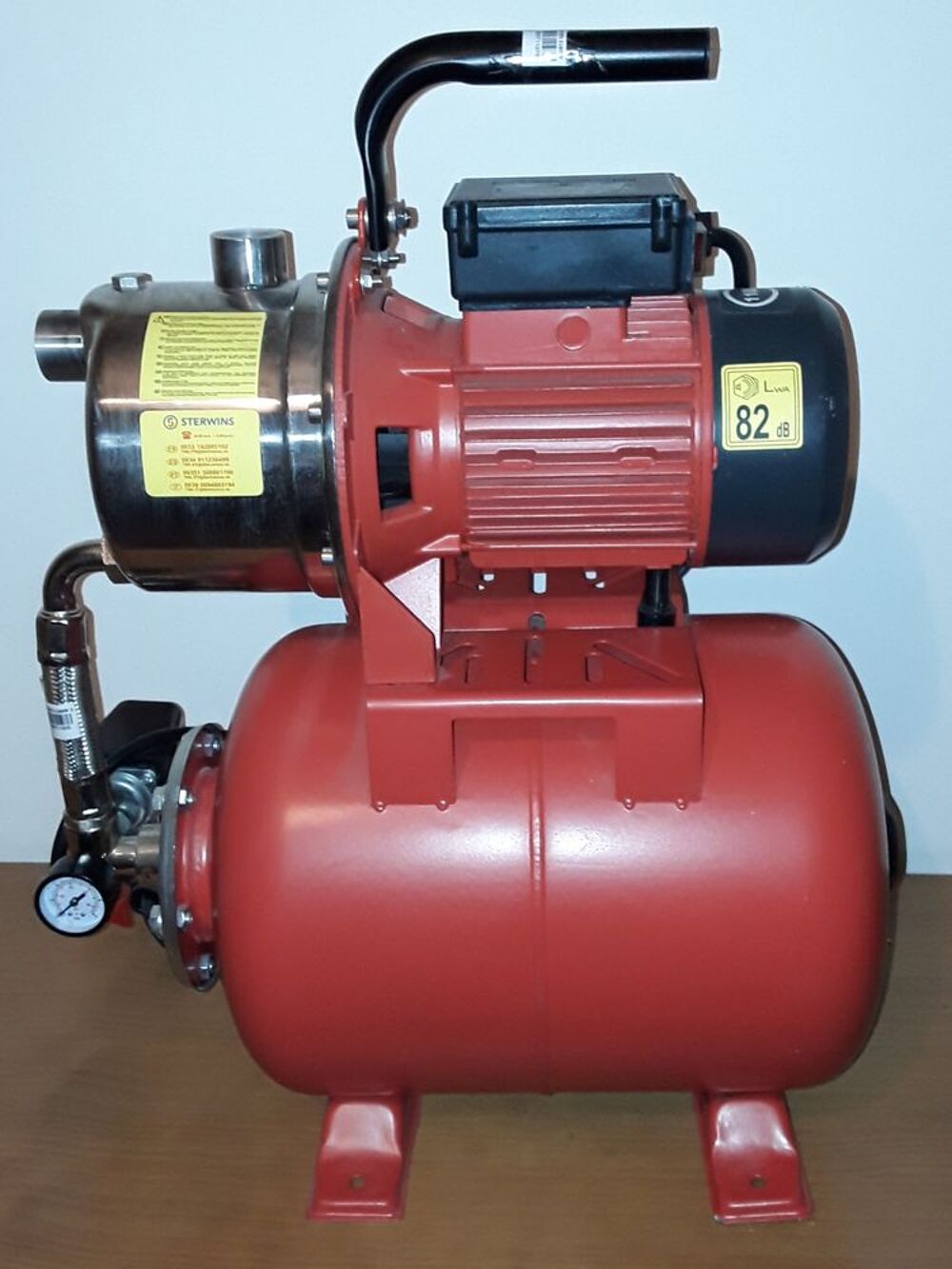POMPE D'ARROSAGE STERWINS 900W JET 2. NEUVE JAMAIS UTILIS&Eacute;E Bricolage