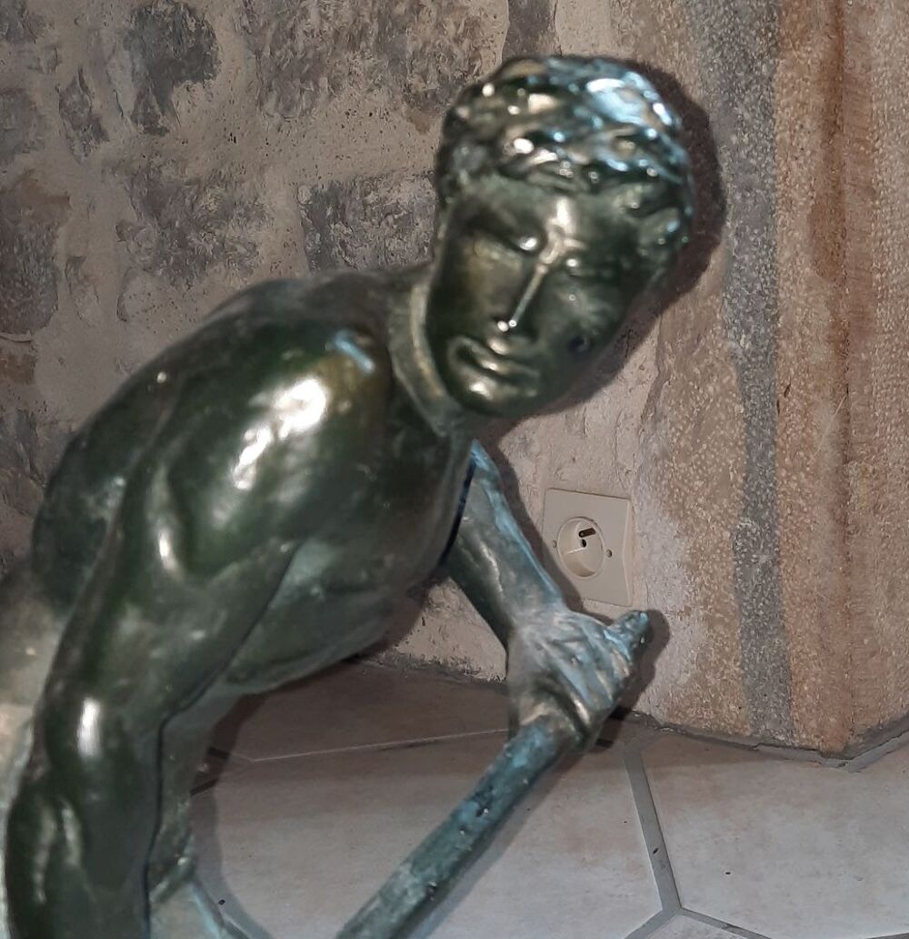 STATUE PLATRE " L'HOMME AU ROCHER " de CIPRIANI Décoration