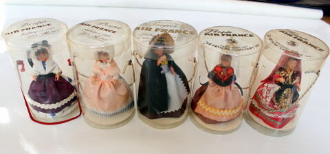 Poup�es Folkloriques 1960 AIR FRANCE Vintage 50 Issy-les-Moulineaux (92)