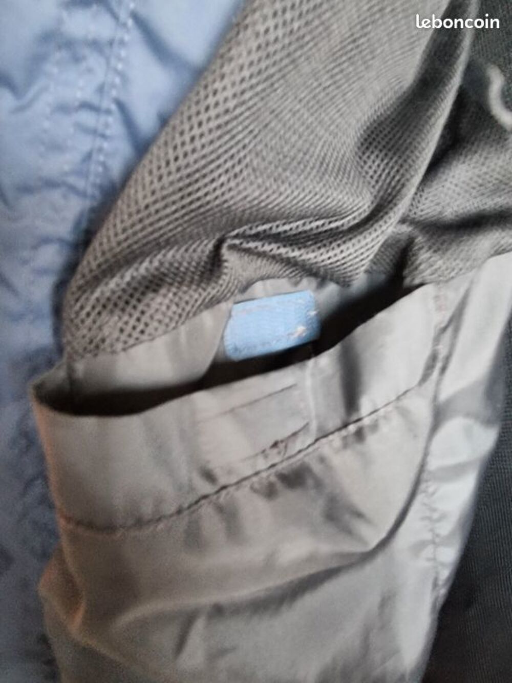 Veste imperm&eacute;able Quechua Vêtements