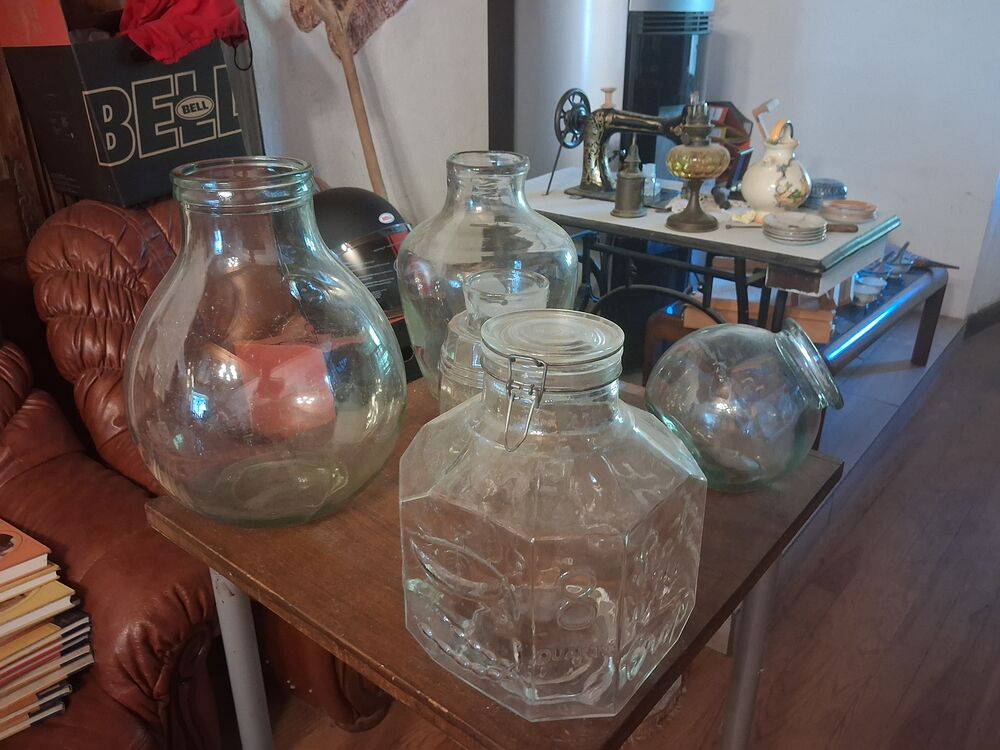 LOT DE 5 VASES VERRE ET CARAFE Décoration