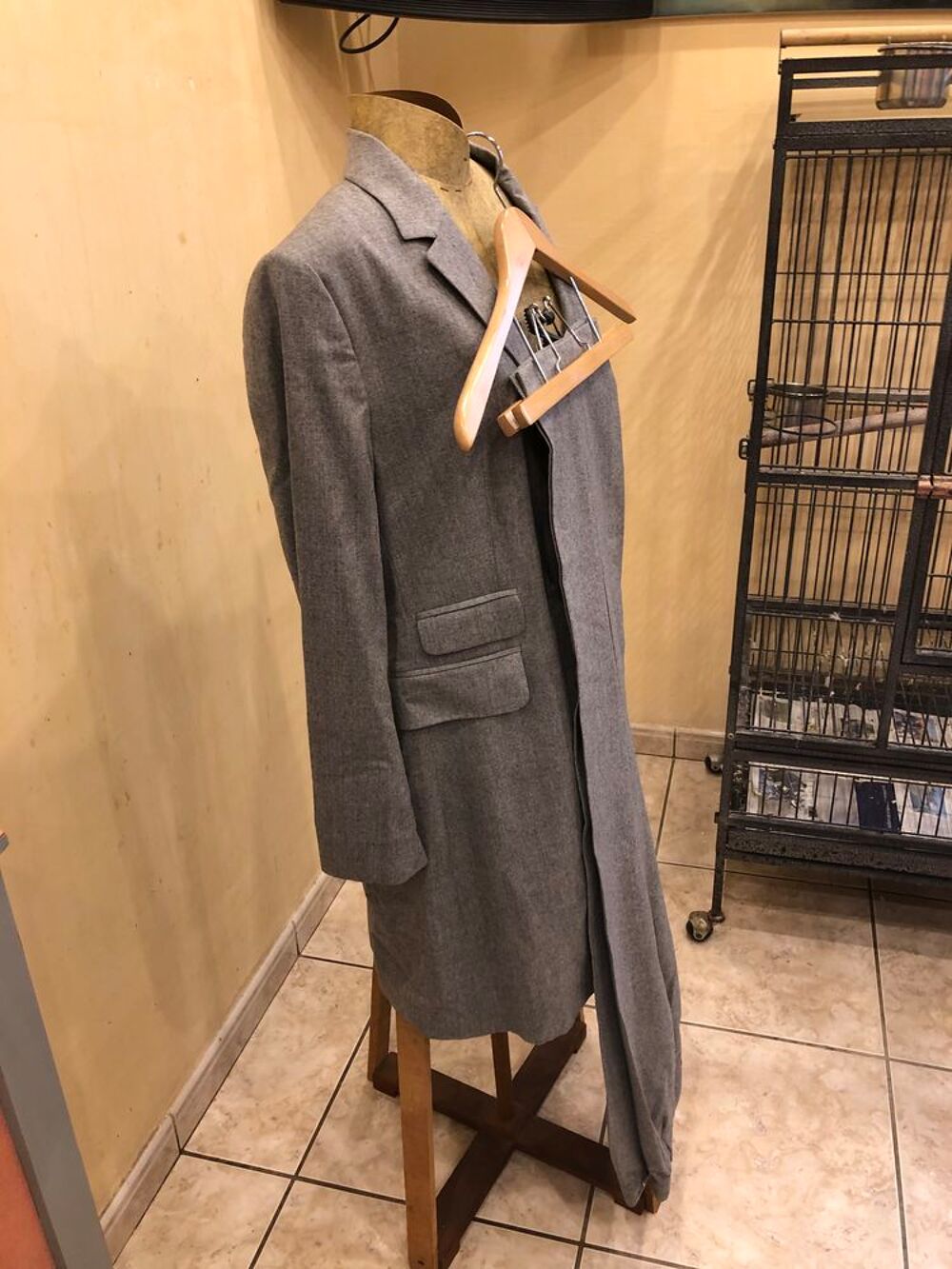 Ensemble tailleur pantalon Bruce Field Vêtements