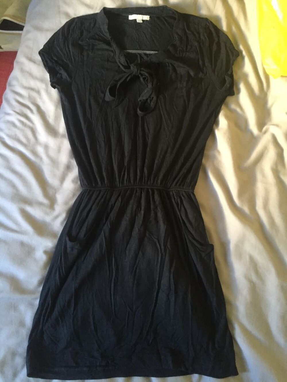 Robe noire &agrave; poches - Taille 34-36 Vêtements