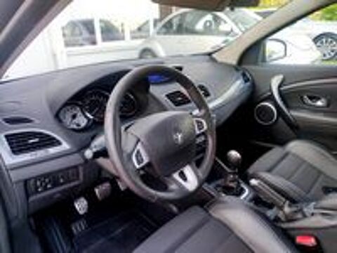 M&eacute;gane III MEGANE III 1.4 TCE 130cv GT Line 2011 occasion 78390 Bois-d'Arcy