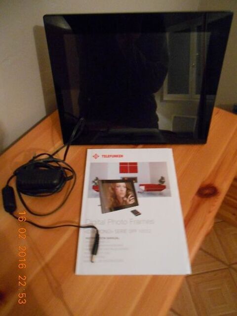 Cadre photos numriques 40 Saint-Raphal (83)