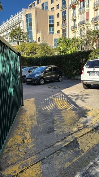  Parking / Garage � vendre 12 m�