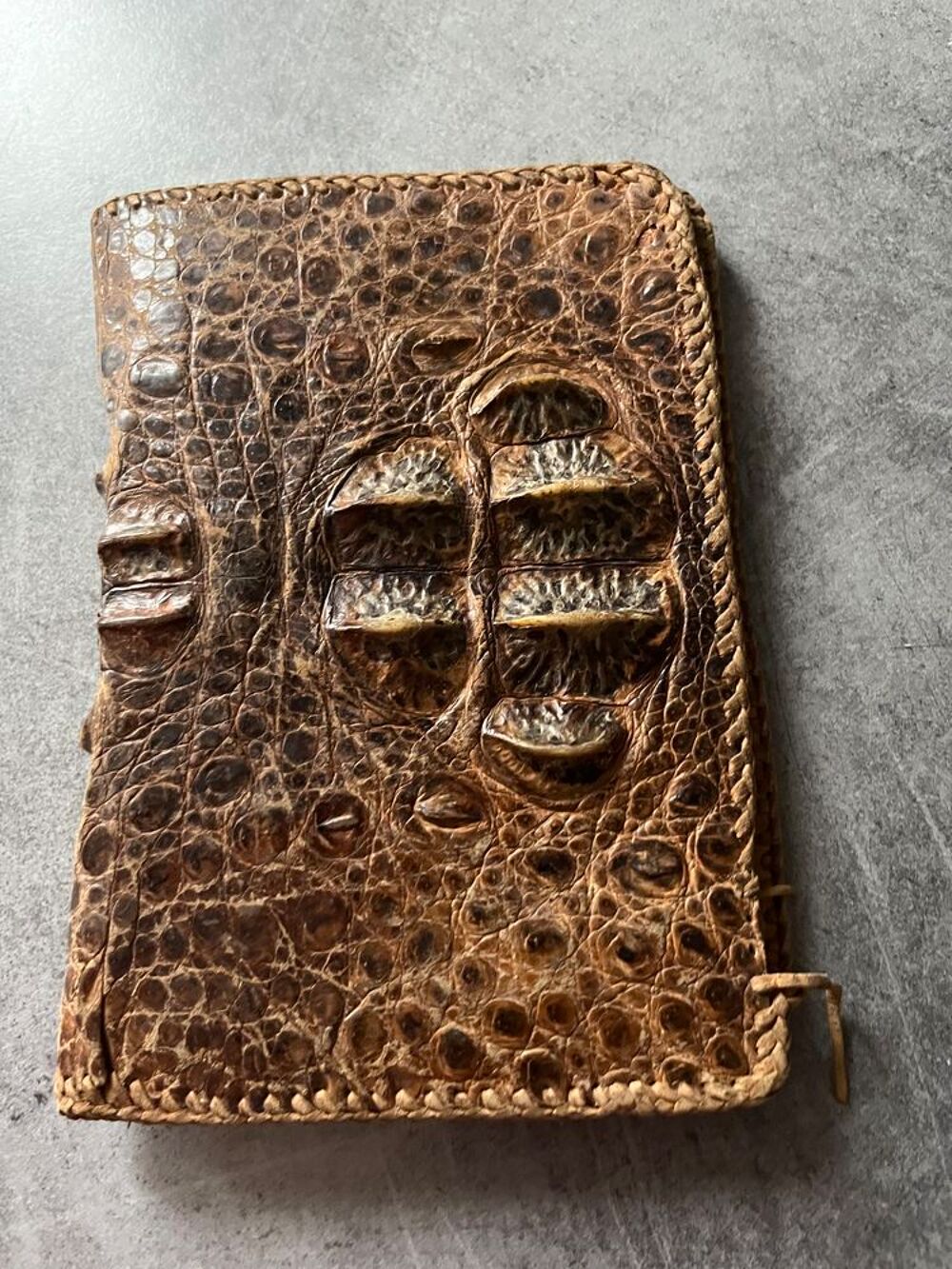 PORTEFEUILLE ancien en peau de crocodile Maroquinerie