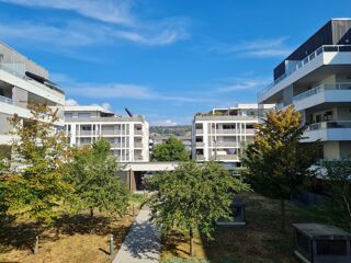  Appartement à louer 3 pièces 66 m²