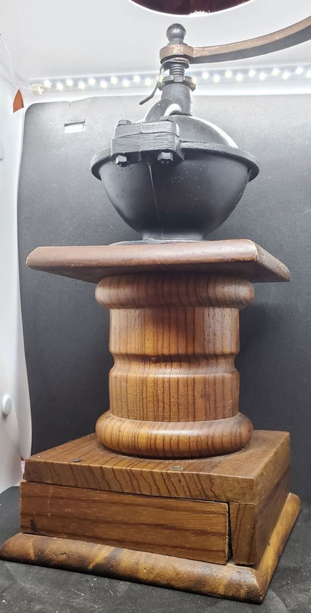 moulin &agrave; caf&eacute; 